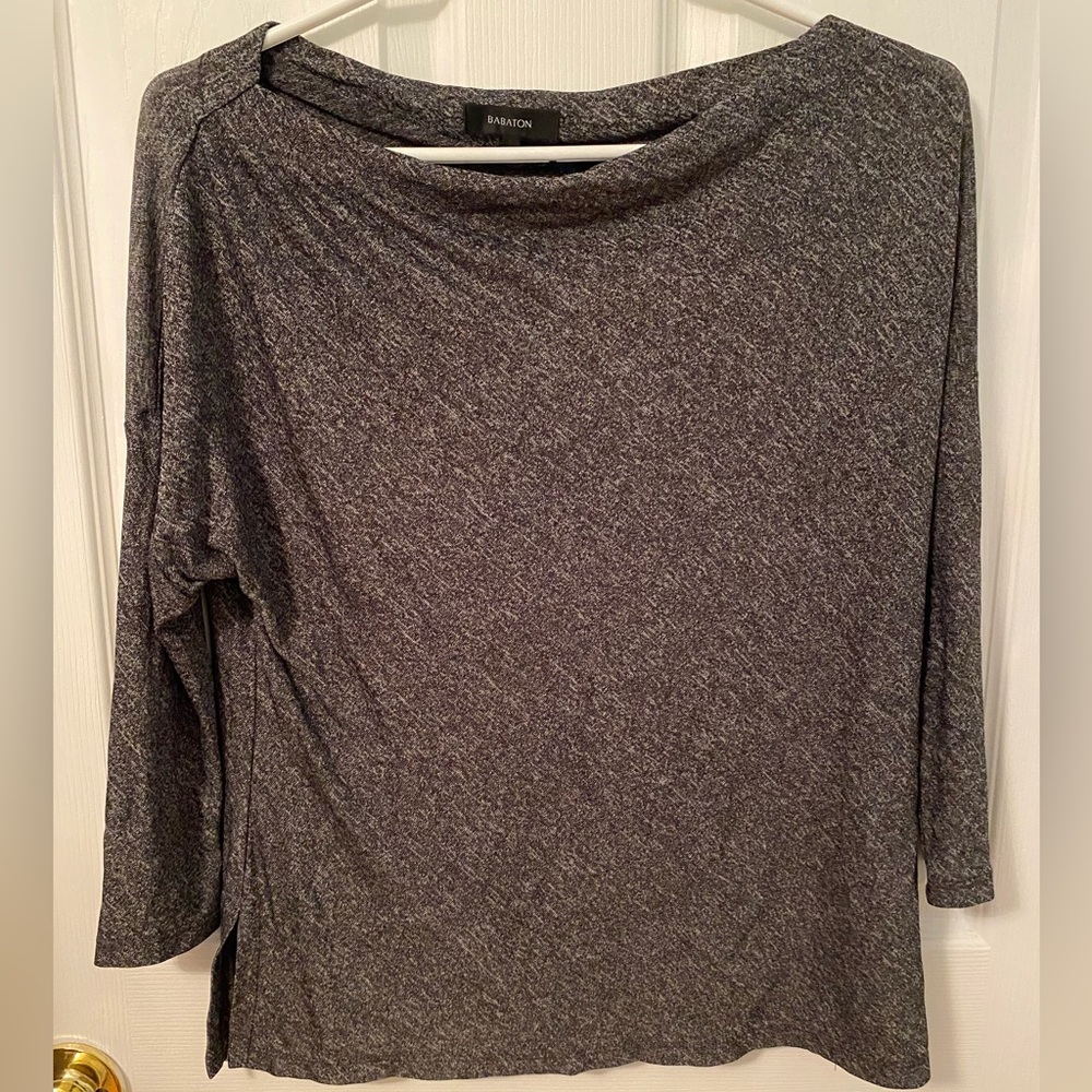 Babaton 3/4 Length Speckled Top With Side Split